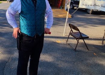 GUN DOC COMES TO TOWN