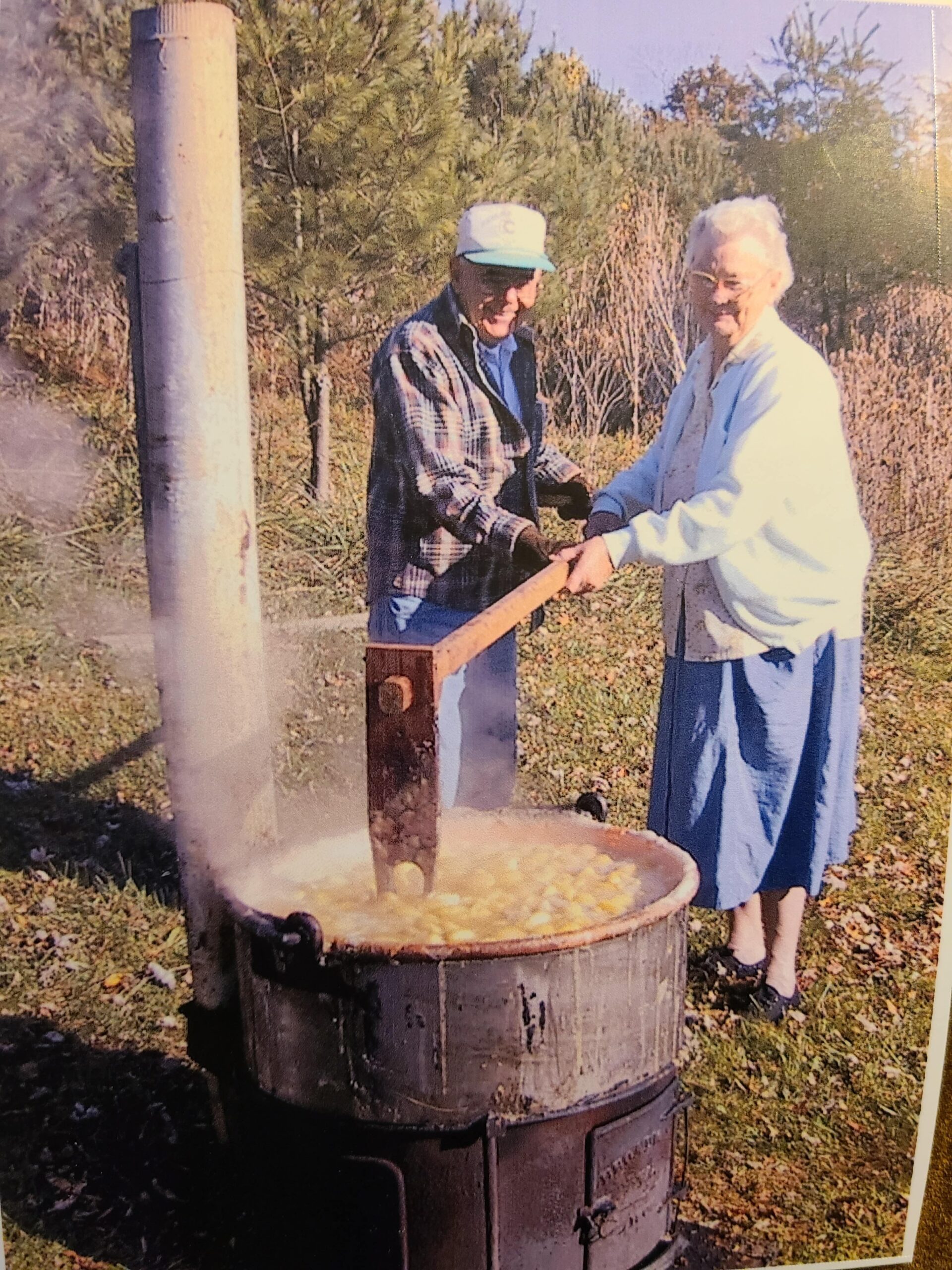 Bill and Ethel making apple butter