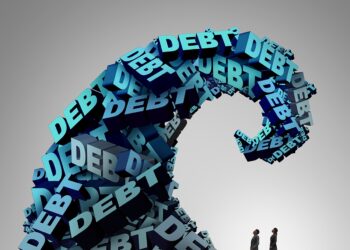 Living in Luxury – or Drowning in Debt?